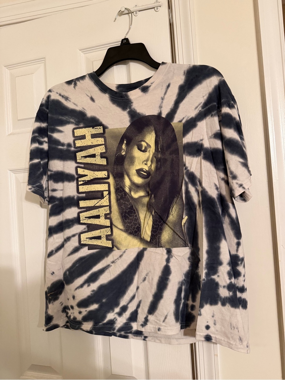Aaliyah Tie-Dye Graphic Tee in Black and White
